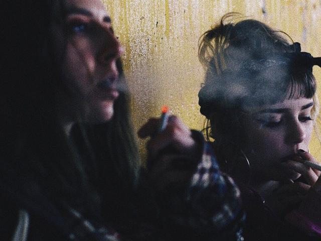 Rauchende Jugendliche